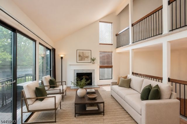 3722 Bloomingdale Dr, Hillsborough Twp., NJ 08844