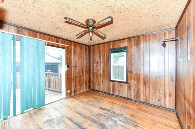 1917 N Riley Avenue, Indianapolis, IN 46218