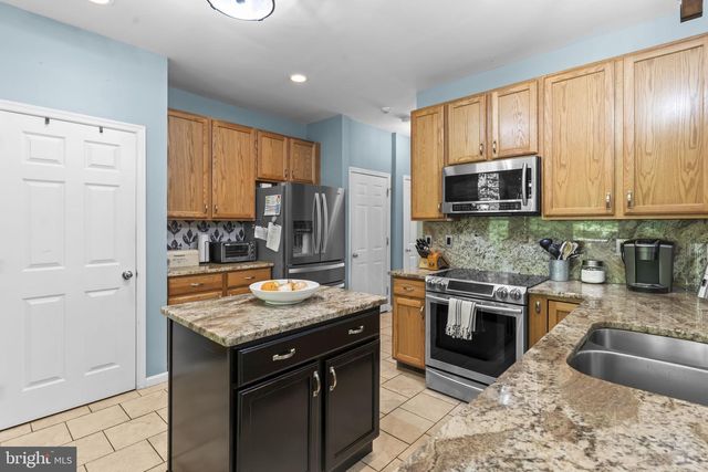 2037 BAYTHORNE RD, Prince Frederick, MD 20678