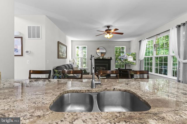 2037 BAYTHORNE RD, Prince Frederick, MD 20678