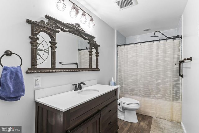 2037 BAYTHORNE RD, Prince Frederick, MD 20678