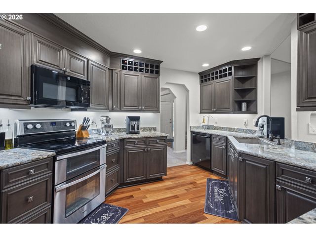 34605 Ne SHAMROCK SLOPE Rd, Battle Ground, WA 98604