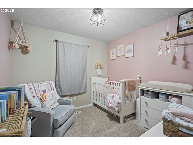 34605 Ne SHAMROCK SLOPE Rd, Battle Ground, WA 98604