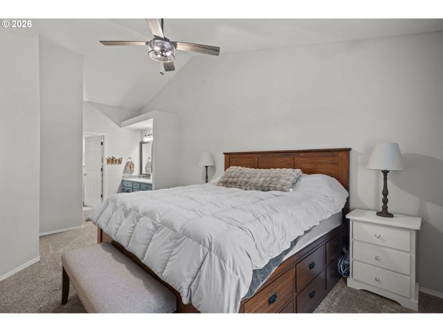34605 Ne SHAMROCK SLOPE Rd, Battle Ground, WA 98604