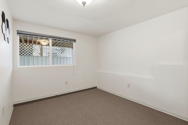 5804 W Holyoke Ave, Spokane, WA 99208