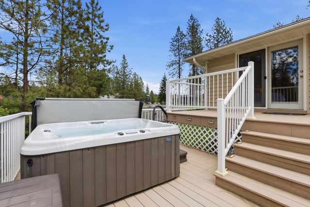 5804 W Holyoke Ave, Spokane, WA 99208