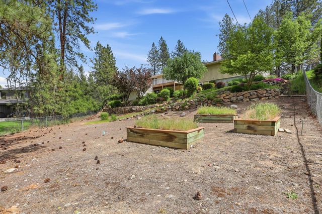 5804 W Holyoke Ave, Spokane, WA 99208