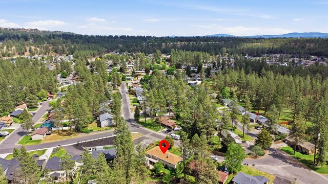 5804 W Holyoke Ave, Spokane, WA 99208