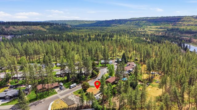5804 W Holyoke Ave, Spokane, WA 99208