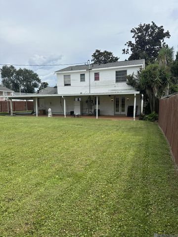 440 Holy Cross Place, Kenner, LA 70065