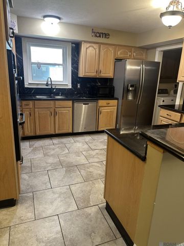 440 Holy Cross Place, Kenner, LA 70065