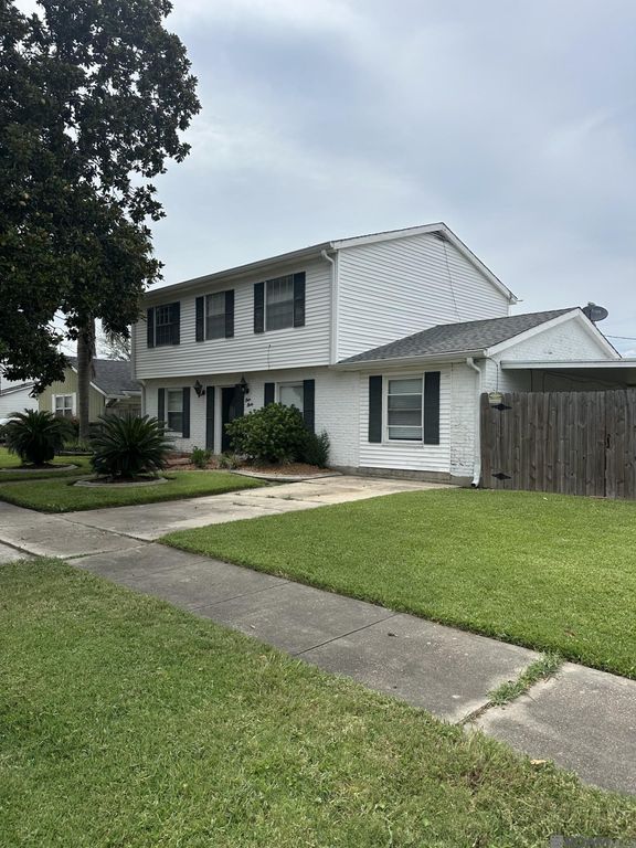 440 Holy Cross Place, Kenner, LA 70065