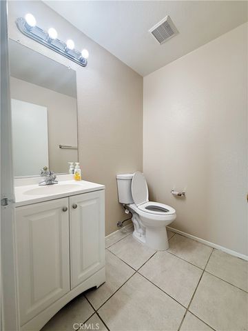 6569 Gladiola, Corona, CA 92880
