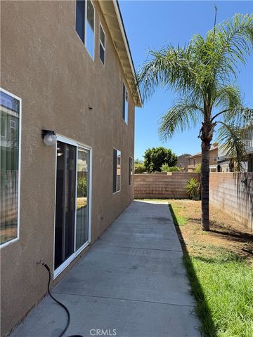 6569 Gladiola, Corona, CA 92880