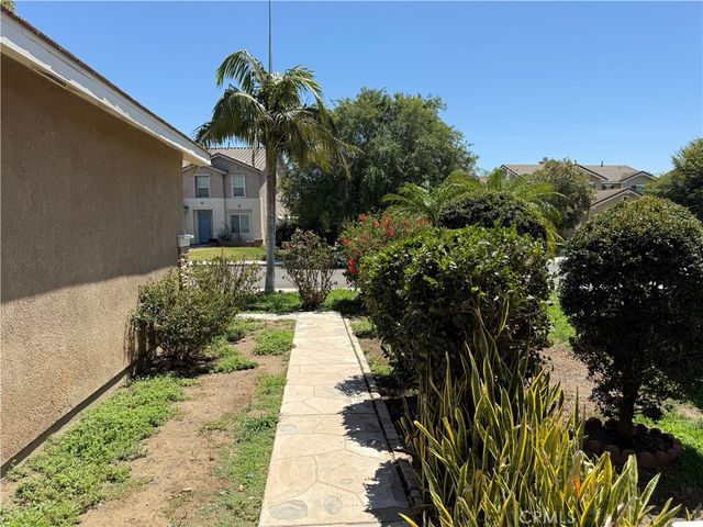 6569 Gladiola, Corona, CA 92880