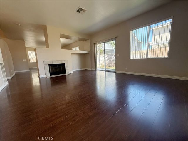 6569 Gladiola, Corona, CA 92880