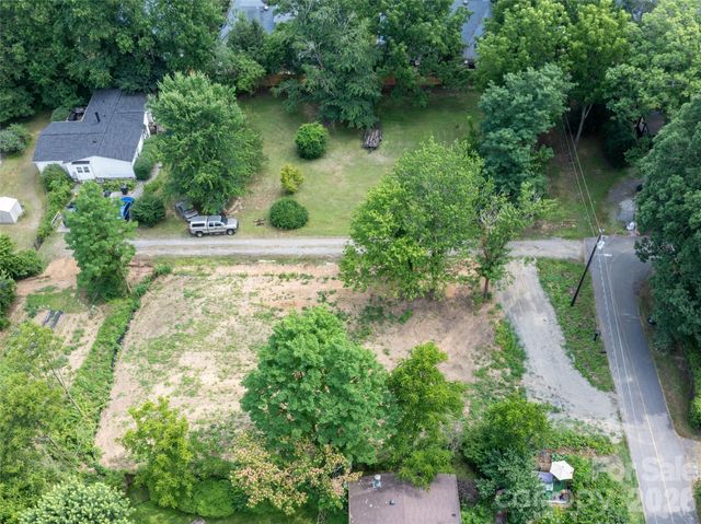 25 John Myra Avenue, Black Mountain, NC 28711