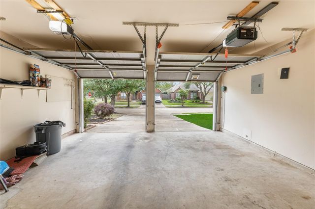 14023 Grand Heights Court, Houston, TX 77062