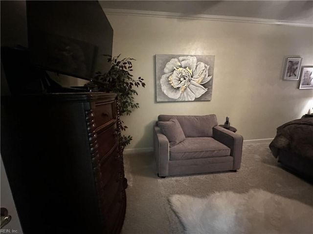 100 Sweetbriar LN, Suffolk, VA 23435