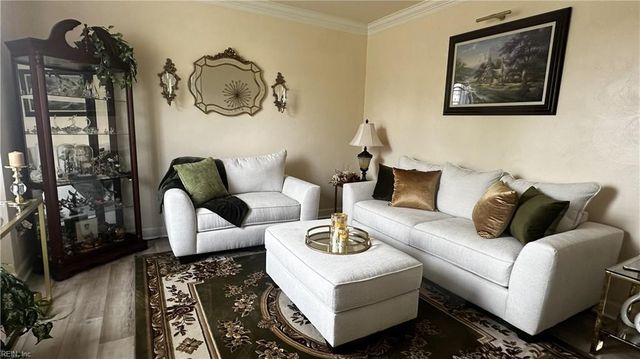 100 Sweetbriar LN, Suffolk, VA 23435