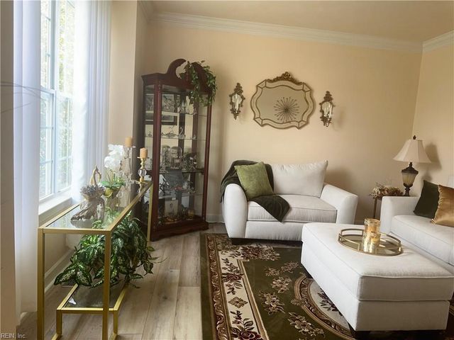 100 Sweetbriar LN, Suffolk, VA 23435