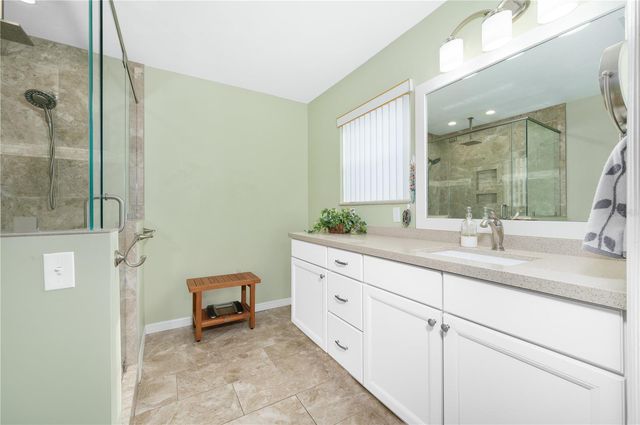 8822 NW 170TH STREET, Alachua, FL 32615