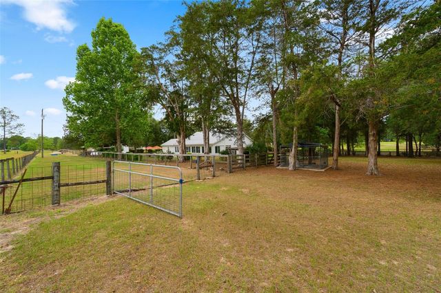 8822 NW 170TH STREET, Alachua, FL 32615