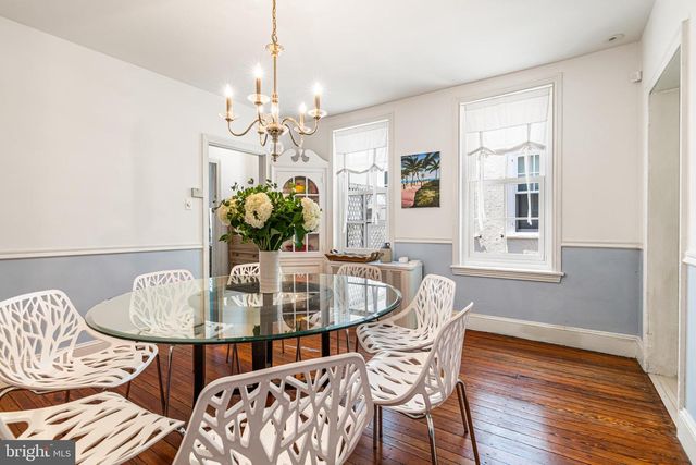 8615 EVERGREEN PL, Philadelphia, PA 19118