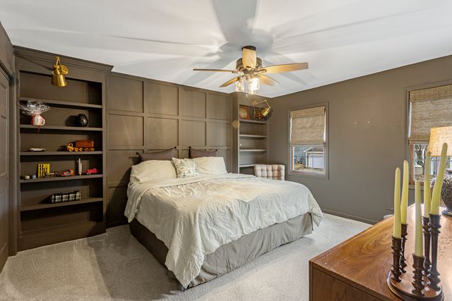 27W214 Heather Lane, Winfield, IL 60190