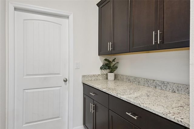 9462 KOMIKA LANE, Winter Garden, FL 34787