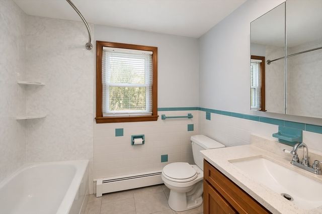 19 Clark St, Randolph, MA 02368