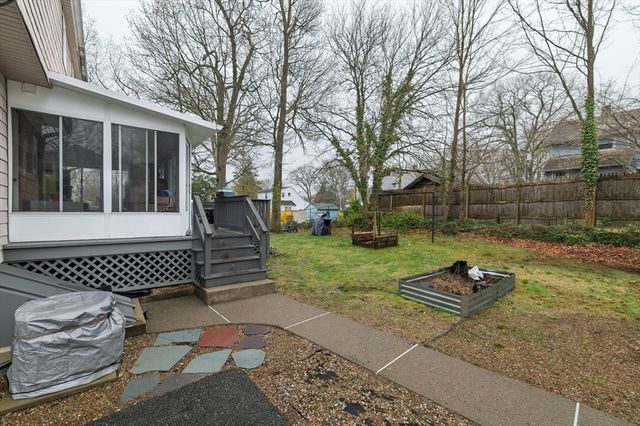19 Clark St, Randolph, MA 02368