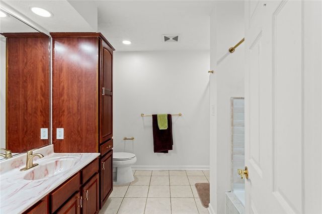 5528 Worthington Ct, Bridgeville, PA 15017