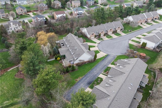 5528 Worthington Ct, Bridgeville, PA 15017