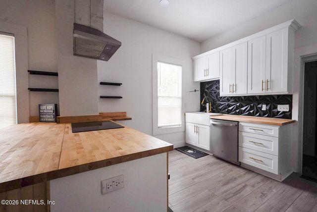 1145 E 14TH Street, Jacksonville, FL 32206