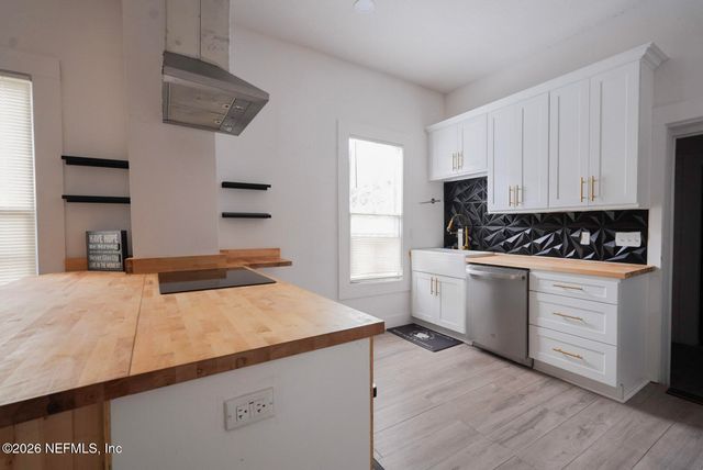 1145 E 14TH Street, Jacksonville, FL 32206