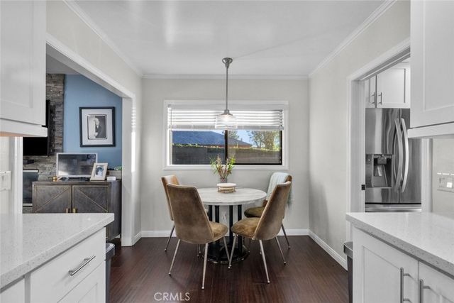 5481 Ocean View Boulevard, La Canada Flintridge, CA 91011