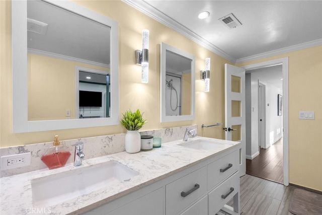 5481 Ocean View Boulevard, La Canada Flintridge, CA 91011