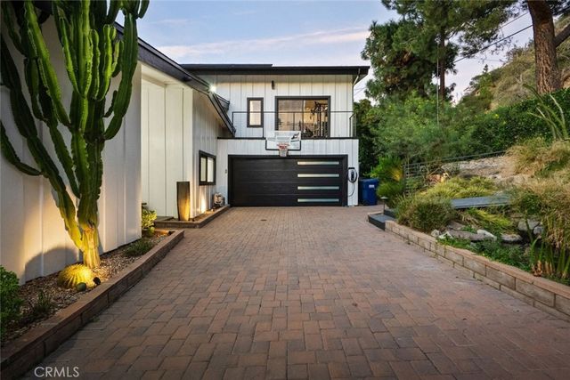 5481 Ocean View Boulevard, La Canada Flintridge, CA 91011