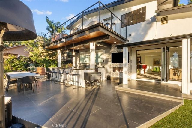 5481 Ocean View Boulevard, La Canada Flintridge, CA 91011