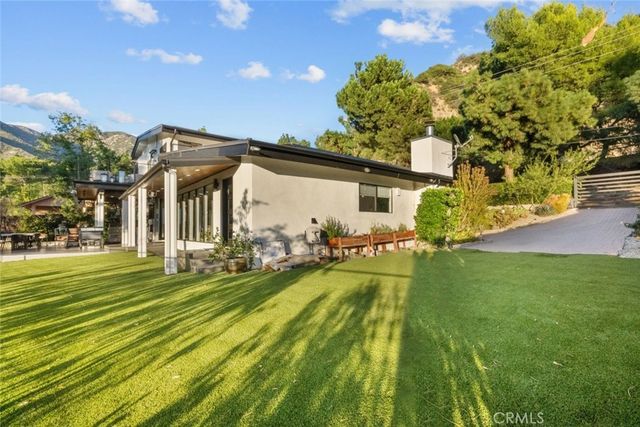 5481 Ocean View Boulevard, La Canada Flintridge, CA 91011