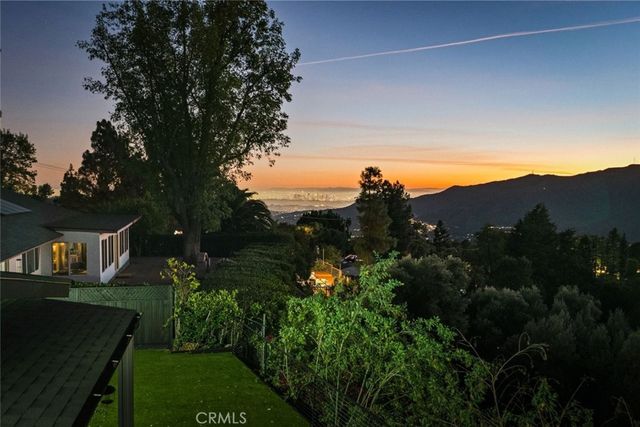 5481 Ocean View Boulevard, La Canada Flintridge, CA 91011