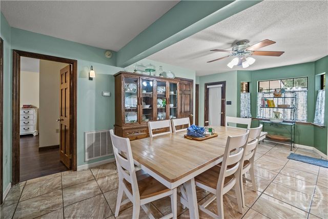 121 Oak Creek Court, Richmond Hill, GA 31324