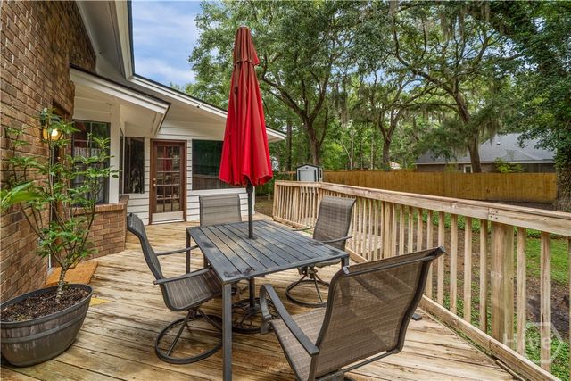 121 Oak Creek Court, Richmond Hill, GA 31324