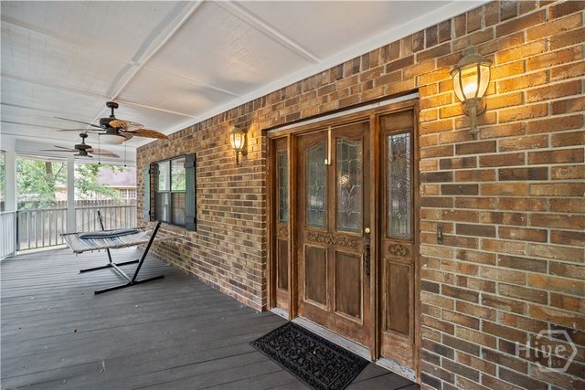 121 Oak Creek Court, Richmond Hill, GA 31324