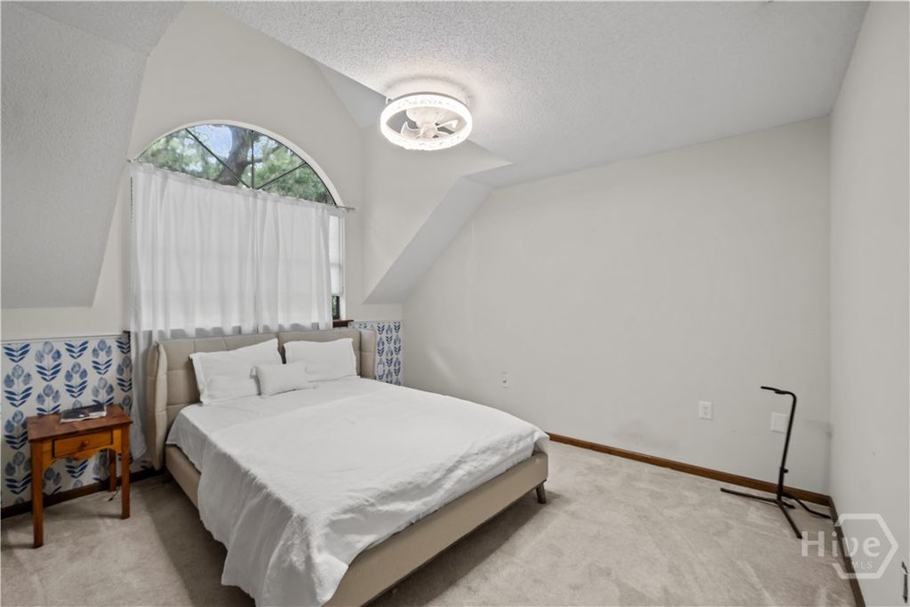 Image 35 of property listing at 121 Oak Creek Court, Richmond Hill, GA 31324