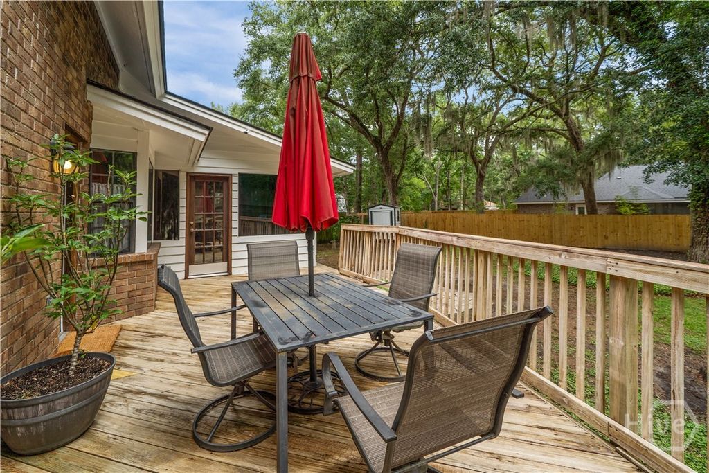 Image 46 of property listing at 121 Oak Creek Court, Richmond Hill, GA 31324