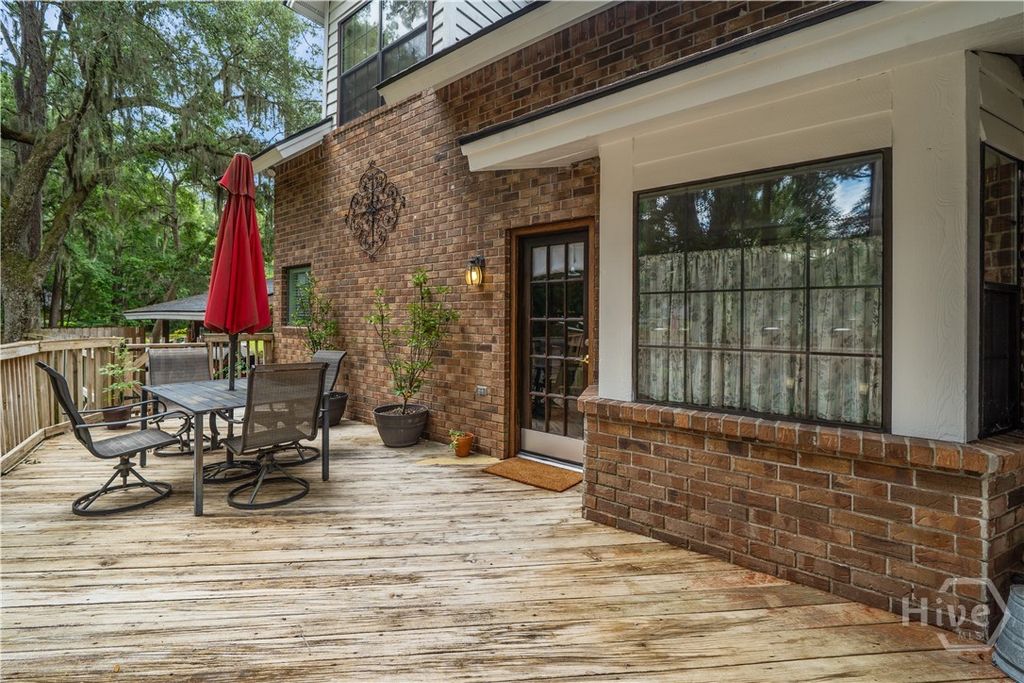 Image 47 of property listing at 121 Oak Creek Court, Richmond Hill, GA 31324