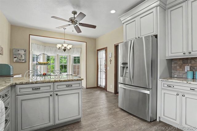 9200 E 113th Street S, Bixby, OK 74008