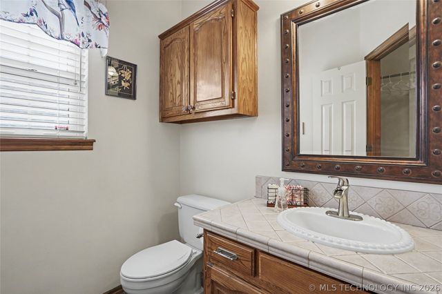 9200 E 113th Street S, Bixby, OK 74008